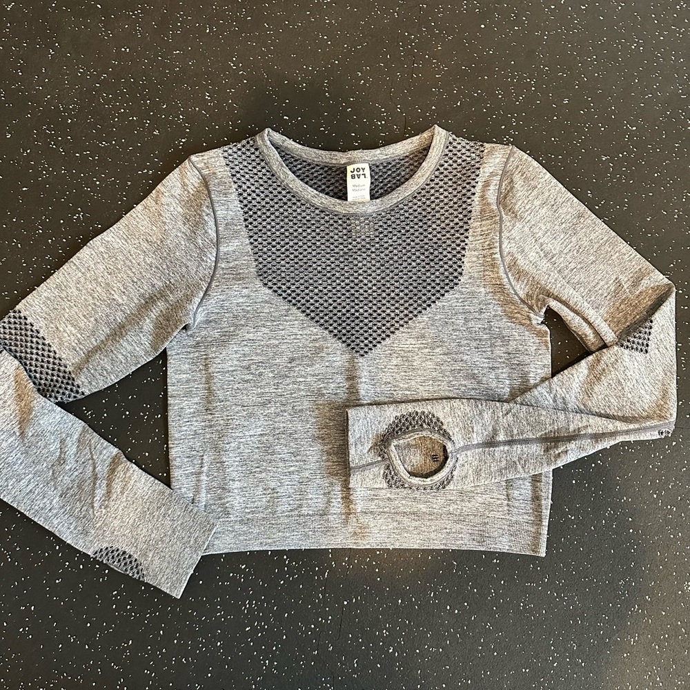 NWOT JoyLab Cropped Long Sleeve